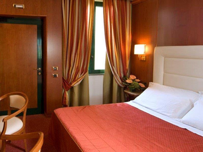 As Hotel Monza Exterior photo