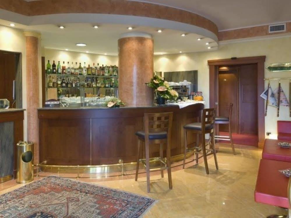 As Hotel Monza Exterior photo